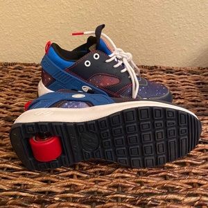 Brand New Heelys Force Youth size 3